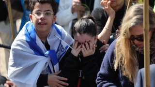 Израел няма да си затвори очите за постановката режисирана от