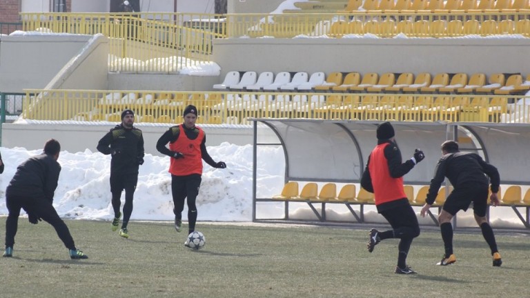 Ботев започна подготовка за дербито на Пловдив срещу Локомотив. Двубоят