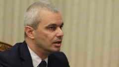 "Възраждане" издигат Костадин Костадинов срещу Радев