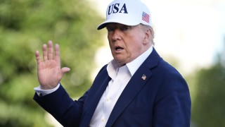 Президентът на САЩ Доналд Тръмп определи като абсурдни плановете на Илон