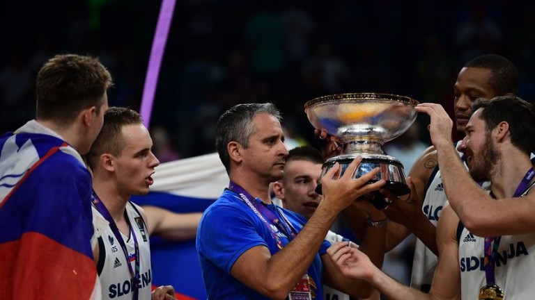 Сърбинът Игор Кокошков донесе европейската титла на Словения след победа
