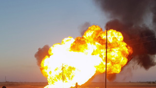 Четирима работници пострадаха при взрив в завод за боеприпаси в