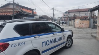 Полицията задържа трима мъже при акция в Гоце Делчев съобщава