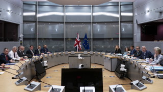Нов спор около преговорите за Брекзит Великобритания е поискала от