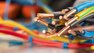 Държавата трябва да контролира вноса на компоненти за енергийната индустрия