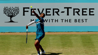 Ексцентричният австралиец Ник Кириос беше глобен от ATP с 15