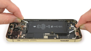 Apple оповести че е поставила тайванския си доставчик на компоненти
