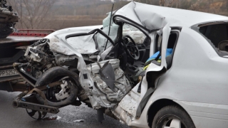 Кола падна на жп линия тази сутрин Един човек е