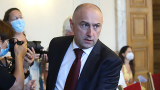 Депутатът от ИТН и единствена номинация за гуверньор Любомир Каримански