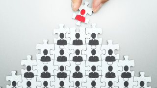 Спад в подкрепата към всички власти партии и политици и