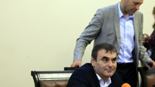 Останалите без телевизия ще чакат „доста време”