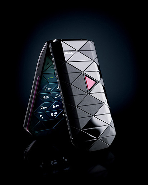 Nokia представи евтиния Prism 7070 (галерия)