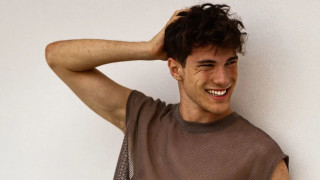 21 годишният Едоардо Сантини е модел През 2019 г на 17 годишна