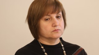 Весела Караиванова Начева е кандидатурата на депутати от ГЕРБ СДС и на