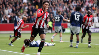 Брентфорд попари Манчестър Юнайтед в луд мач със седем гола