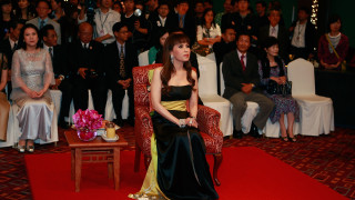 Сестрата на краля на Тайланд Маха Ваджиралонгкорн се кандидатира за