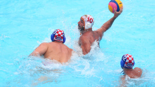 Хърватия е първят четвъртфиналист на Европейското по водна топка