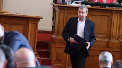 Депутатите се разделиха и по темата за арменския геноцид