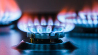 Газпром спря руския газ към България и Полша, докато не платят за него в рубли