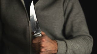 Мъж на 51 години се закани с убийство с нож