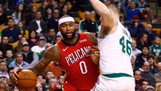 ДеМаркъс Казънс продължава възстановяването си след операция в следствие на