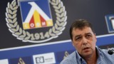 Хубчев отхвърлил дузина играчи на Бекали, румънецът отстранен от трансферите в Левски 