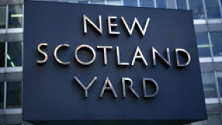 Британски полицаи обвинени в прилагане на "симулирано давене"