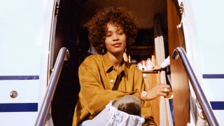 Whitney е вторият документален филм посветен на един от най знаменитите