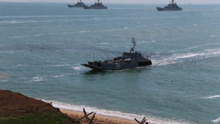 Русия е провела военноморски учения в Балтийско море включващи бомбардировки