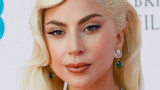Лейди Гага, Салма Хайек, Сиена Милър, Бенедикт Къмбърбач, Себастиан Стан и най-красивите тоалети на наградите BAFTA
