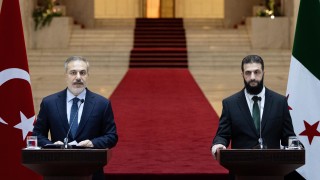 Няма място за кюрдски бойци в Сирия, отсече Турция