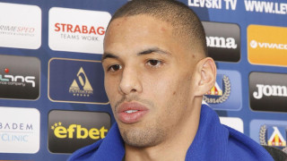 Новото попълнение на Левски Ривалдиньо засипа с критики бившия