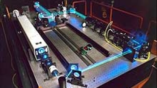 Лазерният завод "Оптела" прави премиера на уникална система за рязане