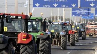 1 000 трактора блокираха центъра на Париж 