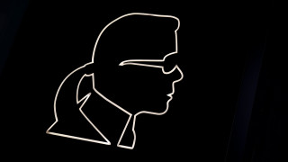 Как звездите се сбогуваха с Карл Лагерфелд