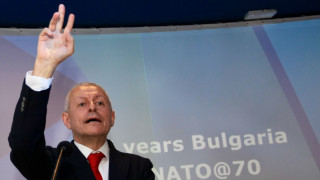 Соломон Паси съветва вече да се мисли кога Въоръжените сили