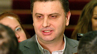 СДС иска изслушване на Велчев в парламента