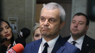Лидерът на Възраждане Костадин Костадинов отправи остри обвинения към ГЕРБ