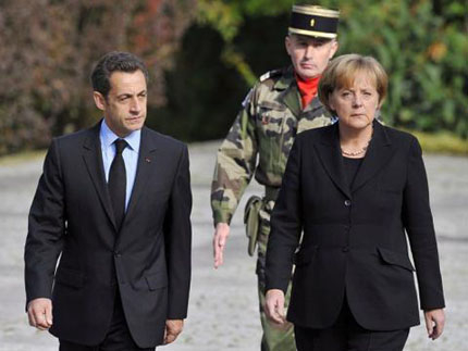 Франция и Германия искат гръцкия референдум най-късно до Коледа