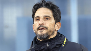 Старши треньорът на Берое Алехандро Сагерас продължава да се оплаква