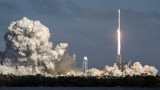  SpaceX с пробен опит след изстрелване на ракета с 10 спътника 