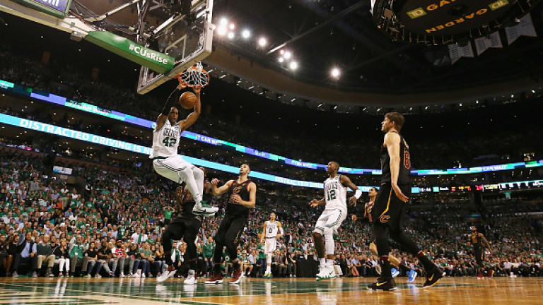 Категорична победа на Бостън Селтикс на старта на НБА