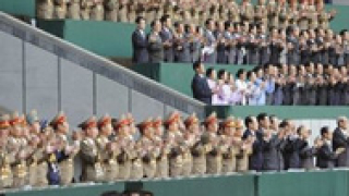 Бъдещият лидер на Северна Корея „поръчал” брат си?