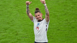 Полузащитникът на Лийдс Калвин Филипс ще откаже оферта да