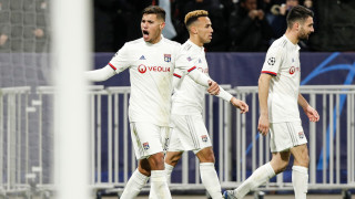 Ръководството на Рома обмисля да привлече халфа на Лион