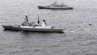 Кораб на британският кралски флот е помогнал за залавянето на наркотици