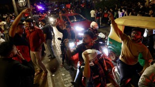 Най малко седем души загинаха при блъсканица край стадион Чинасвами в