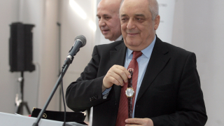 Програмно правителство, а не служебно, препоръчва Димитър Иванов