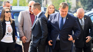 Като прави подобно нещо да си носи последствията Това