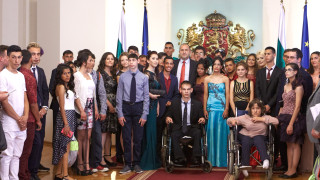 Бъдете смели мечтайте много и още повече работете така че